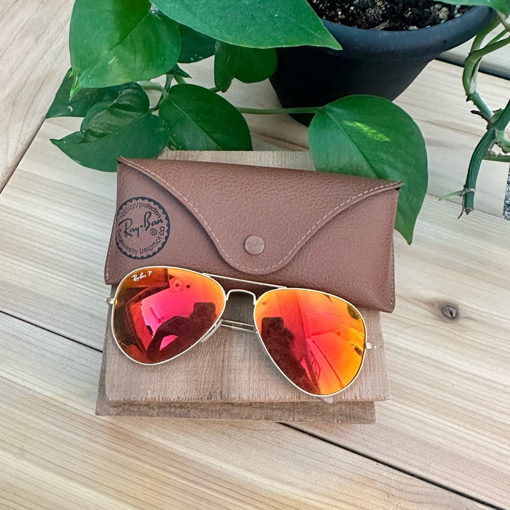 Vintage mirror raybans